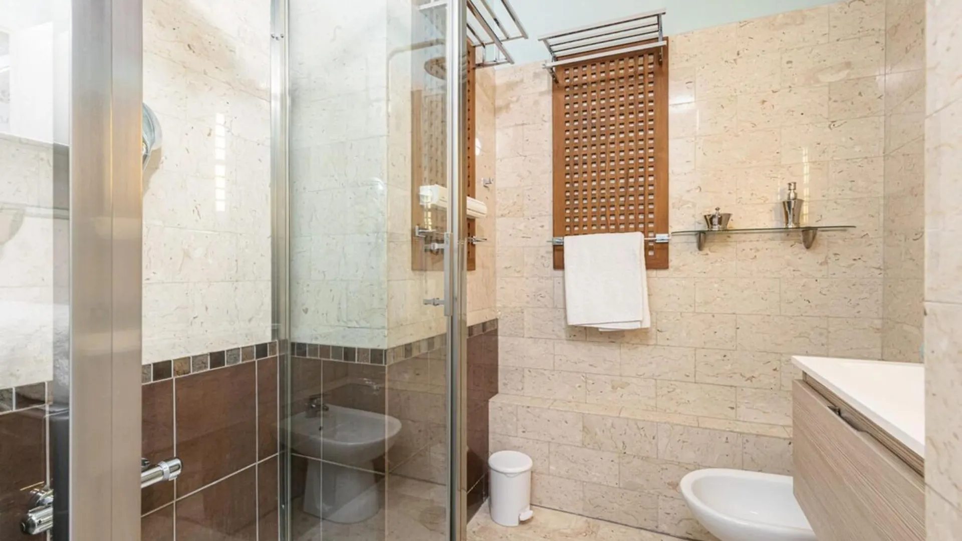 Medecin 26 - Superb Apt Suit Downtown Nice Apartment